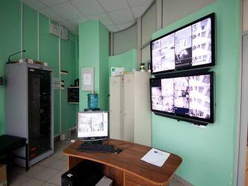 Комплекс систем охраны, контроля доступа, пожарной безопасности в деловом центре  в г. Москва